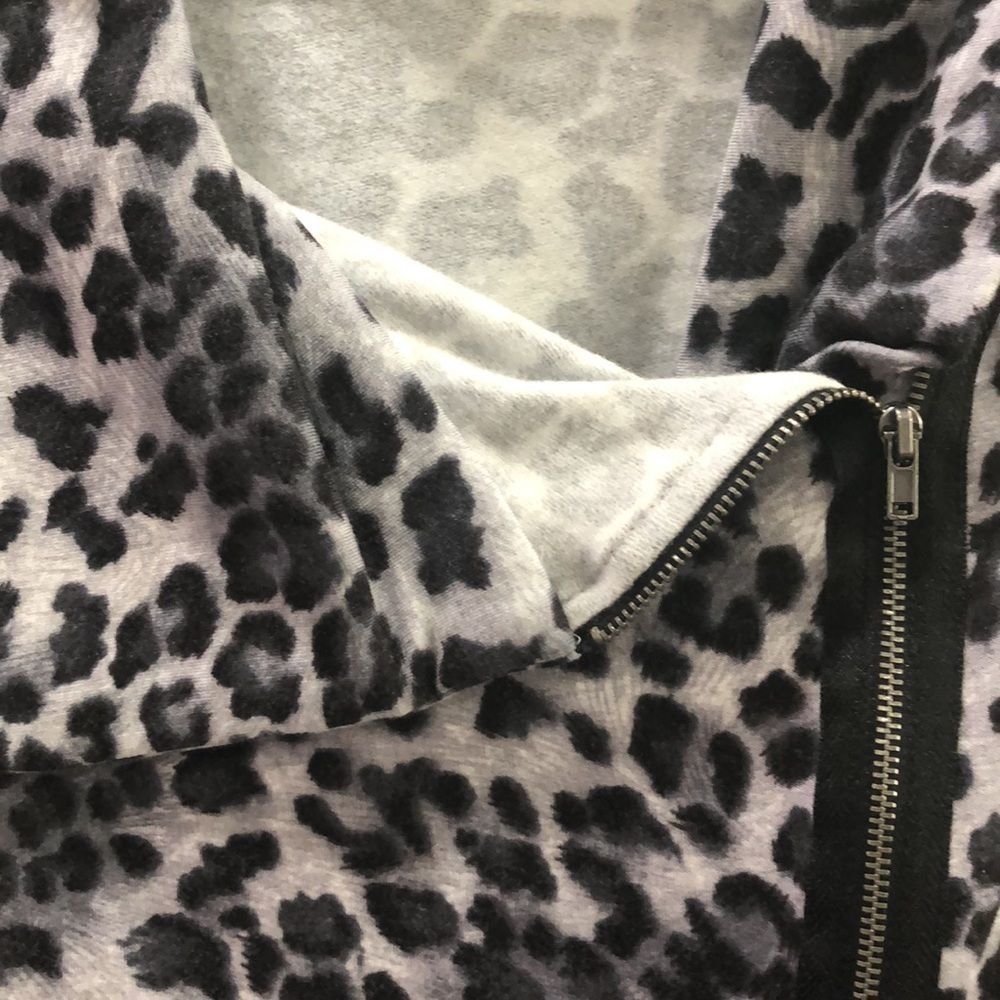 Bordeaux Collared Zip Front Jacket - image 6